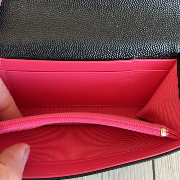 Chanel Black Quilted Wallet - Picture 7 of 17